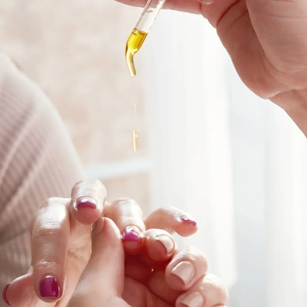 Imagen de Pegamentos y aceites 